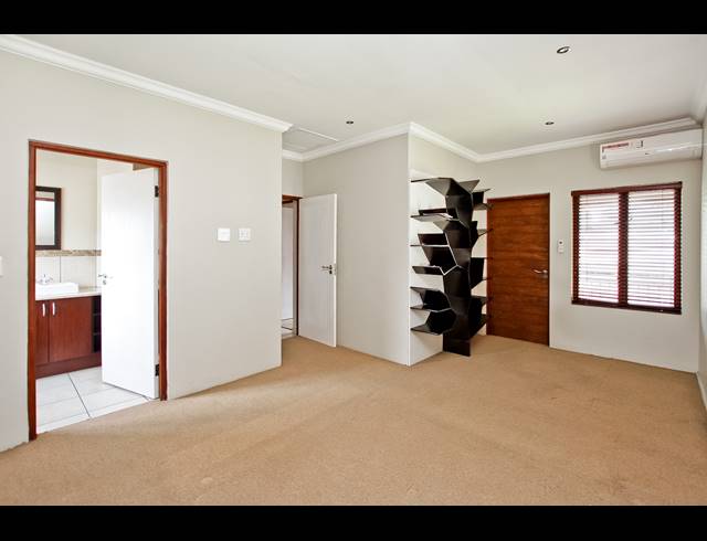 3 BEDROOM HOUSE FOR SALE IN FERNDALE